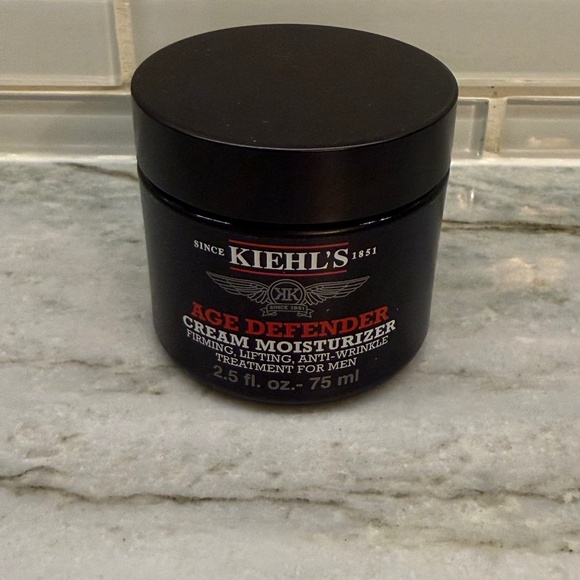 Kiehl's Age Defender Cream Moisturizer for Men 2.5oz/75ml Anti-Wrinkle Treatment - Picture 1 of 4
